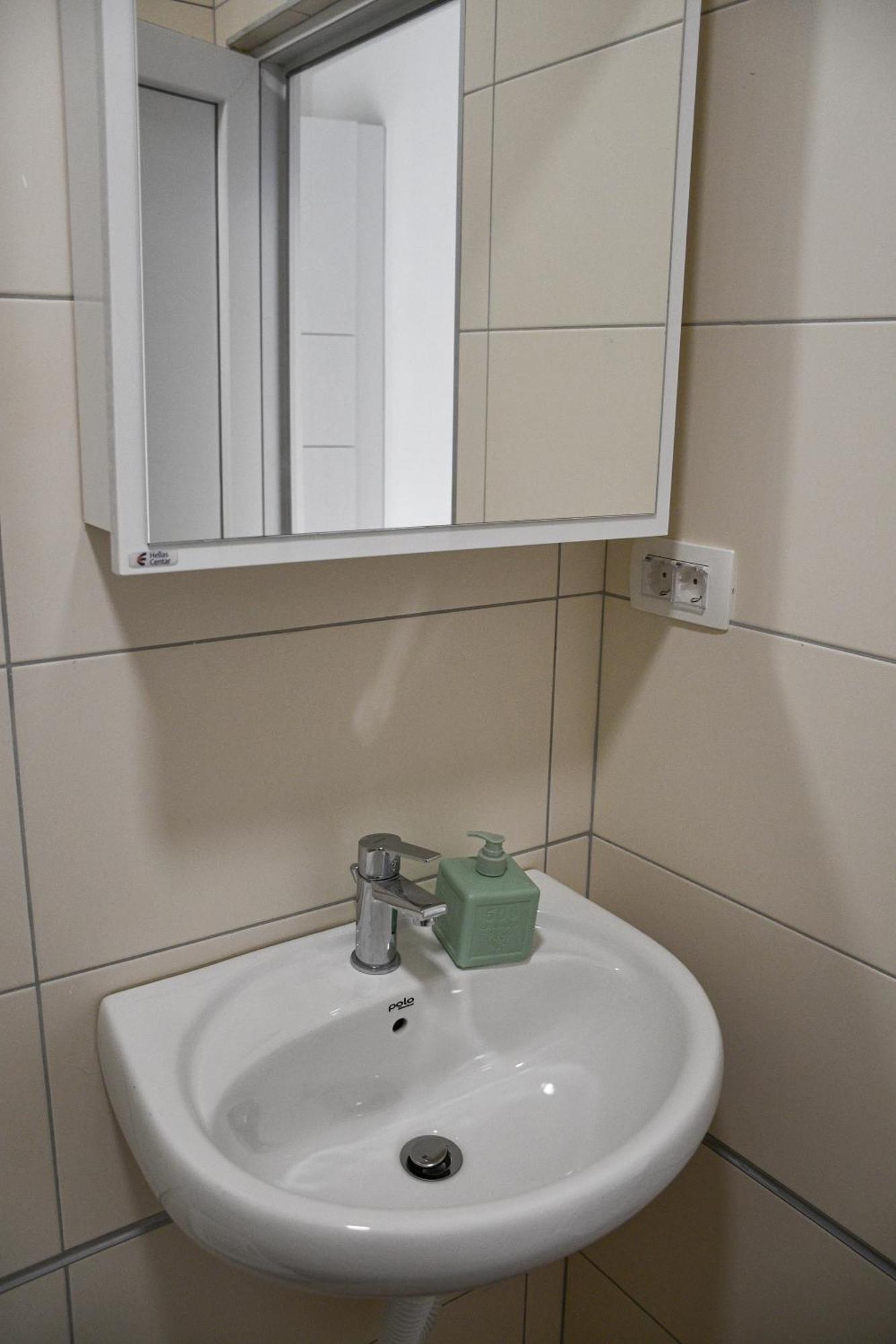 Raj Apartment Kotor Bagian luar foto