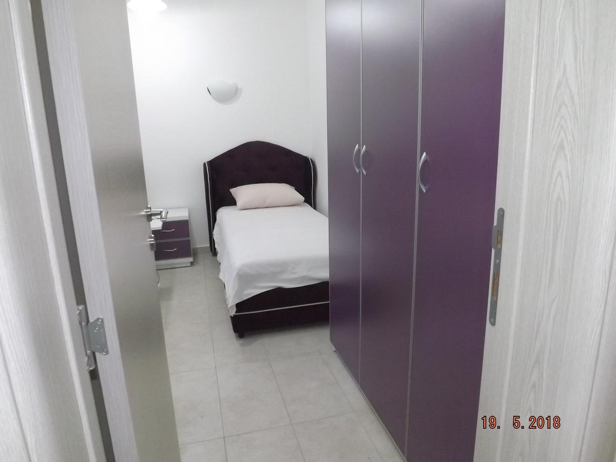 Raj Apartment Kotor Bagian luar foto