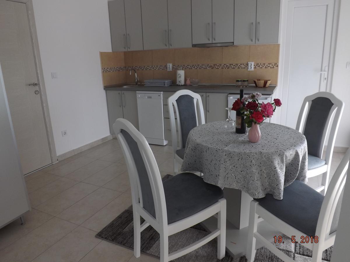 Raj Apartment Kotor Bagian luar foto