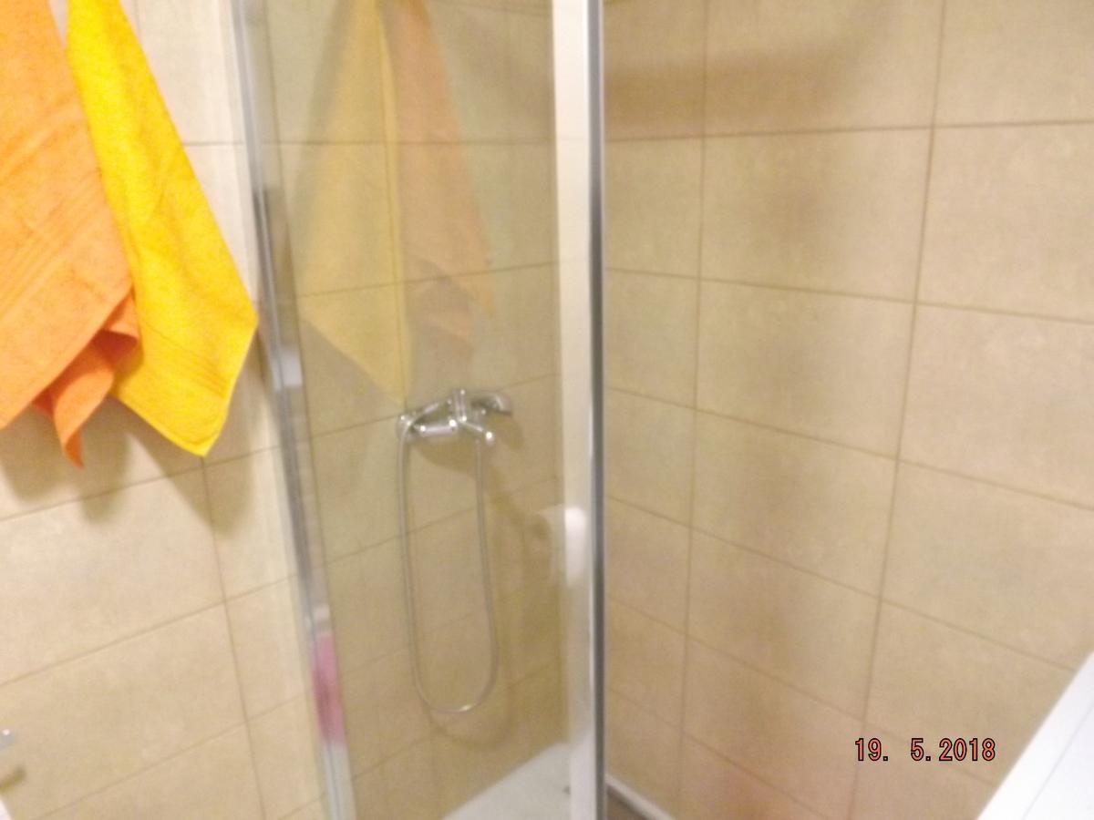 Raj Apartment Kotor Bagian luar foto