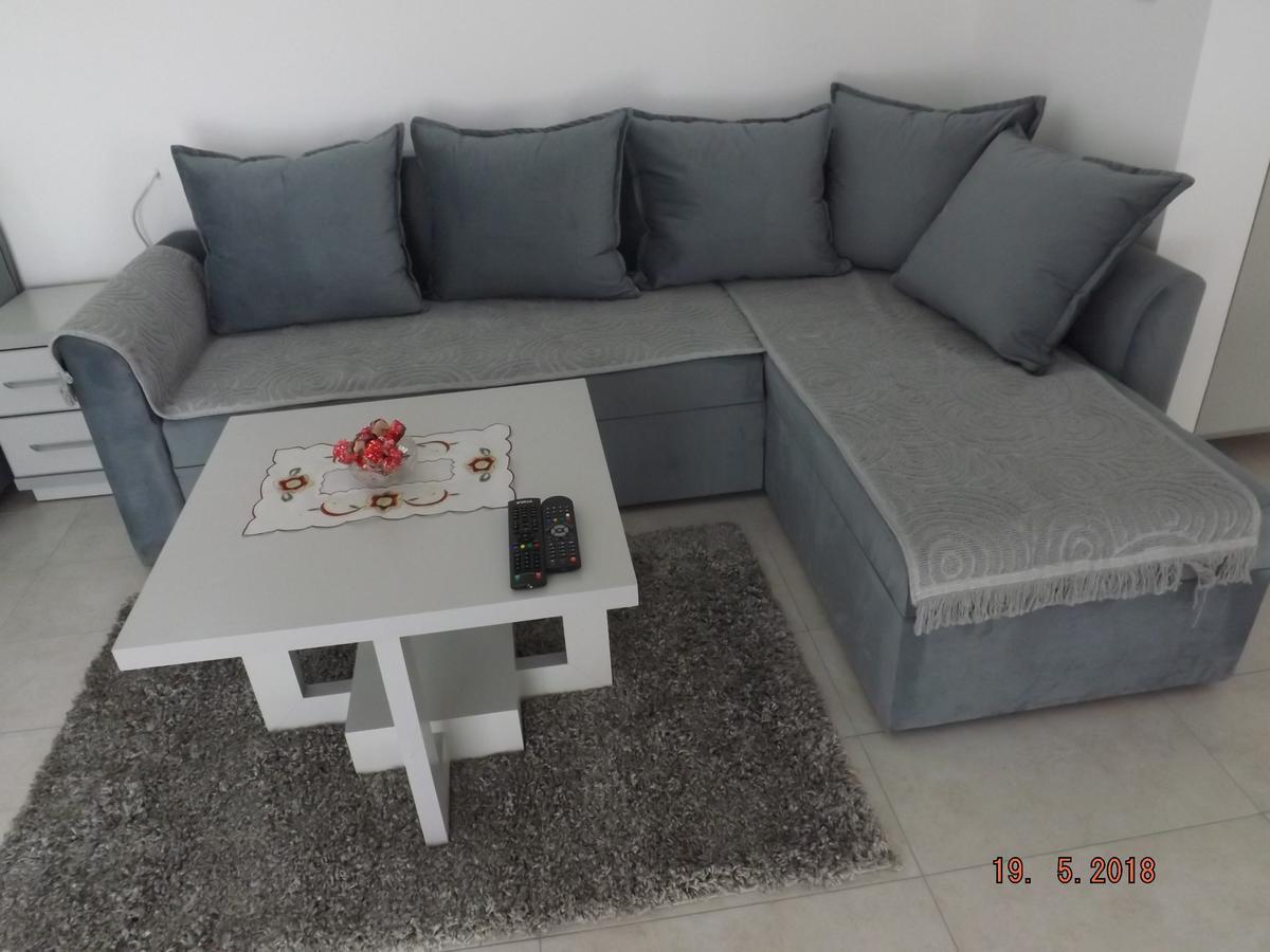 Raj Apartment Kotor Bagian luar foto