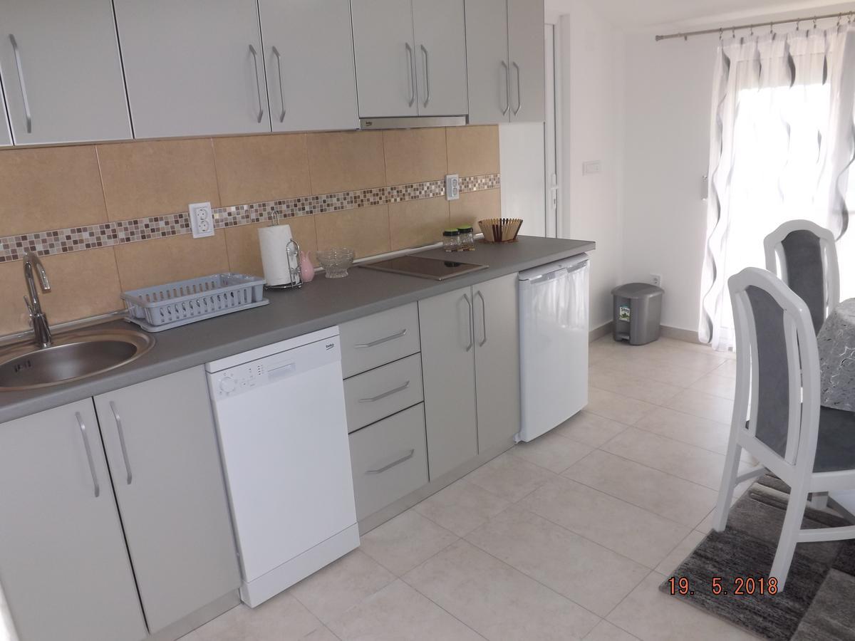 Raj Apartment Kotor Bagian luar foto